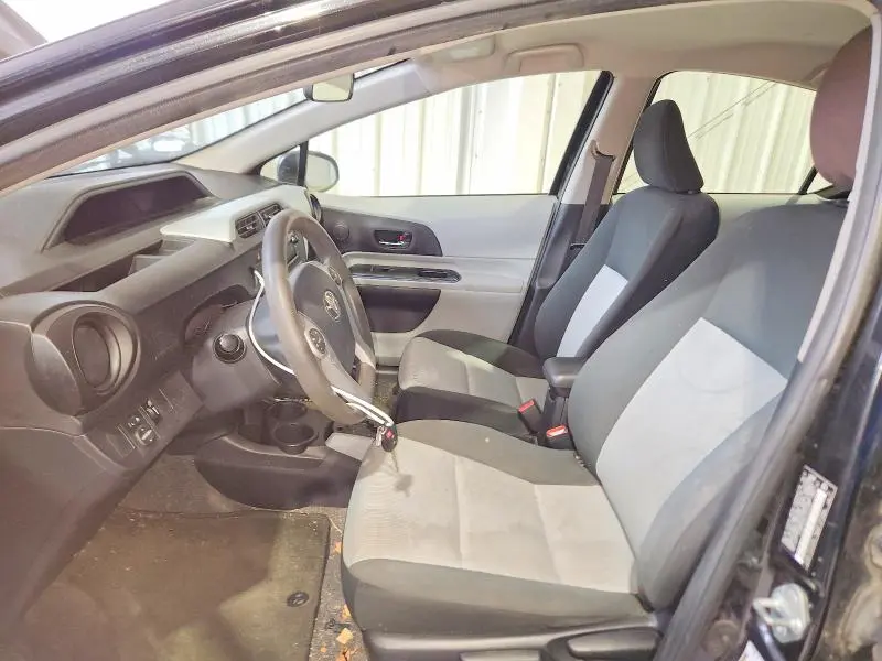 2012 TOYOTA PRIUS C TWO  