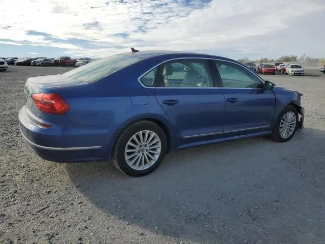 2016 VOLKSWAGEN PASSAT SE  