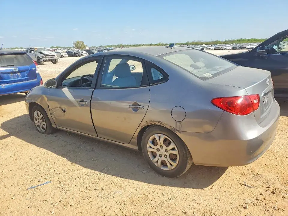 2010 HYUNDAI ELANTRA GLS  