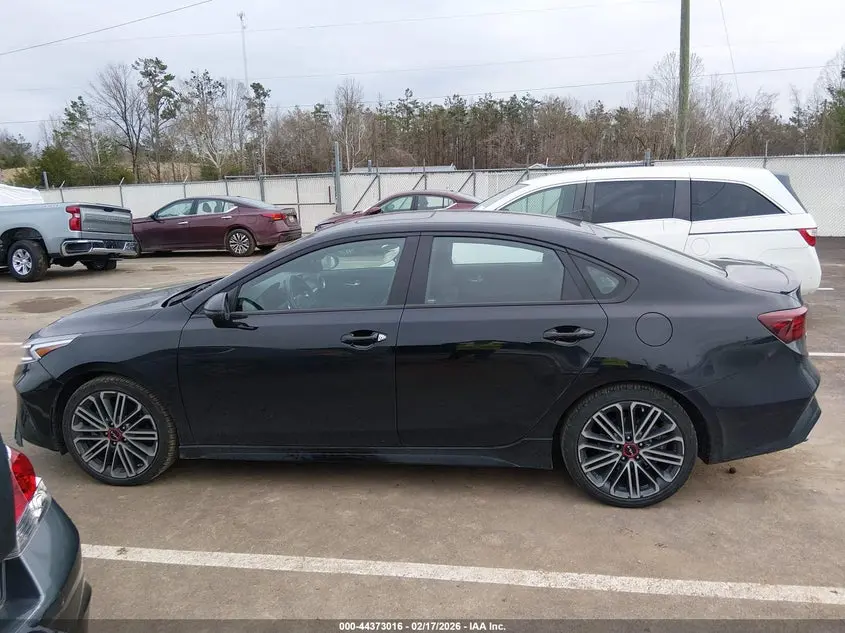 2023 KIA FORTE GT
