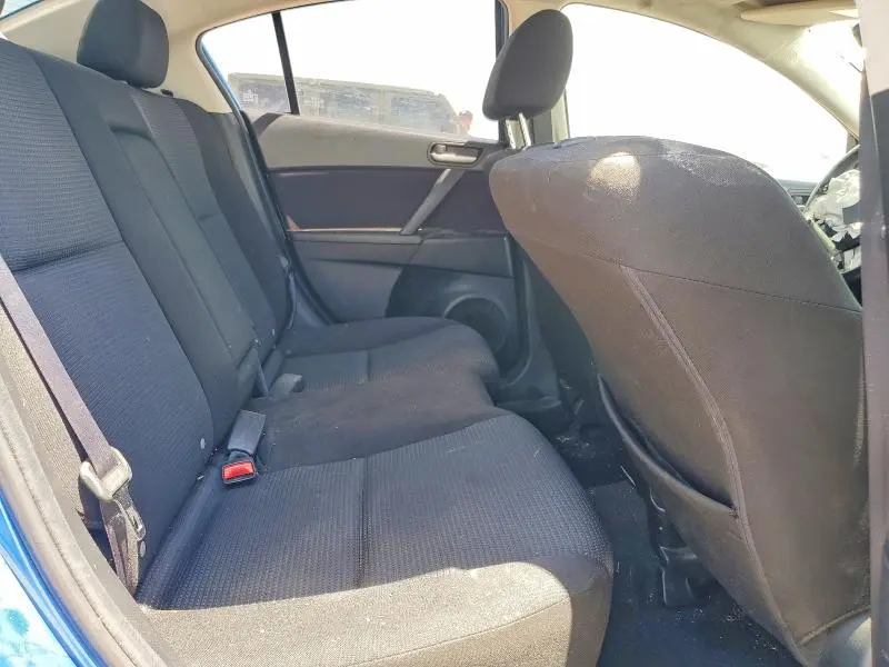 2012 MAZDA 3 I  