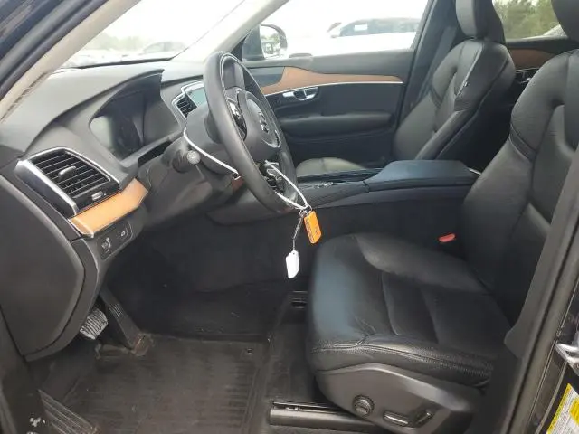 2022 VOLVO XC90 T6 MOMENTUM  