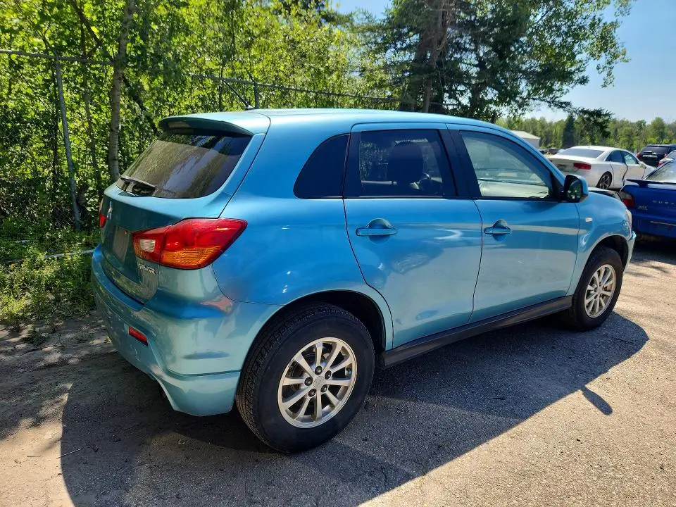 2011 MITSUBISHI RVR SE  