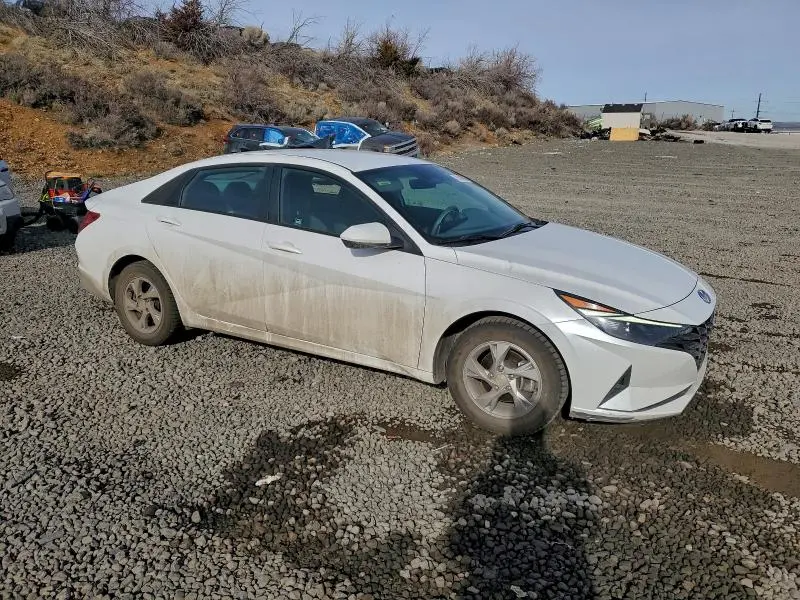2021 HYUNDAI ELANTRA SE  