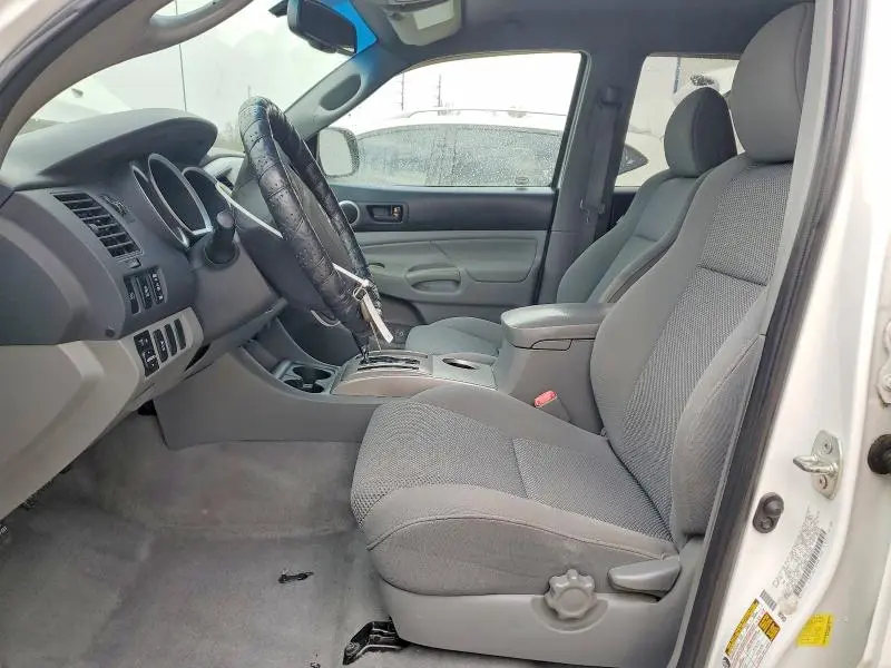 2011 TOYOTA TACOMA PRERUNNER V6  