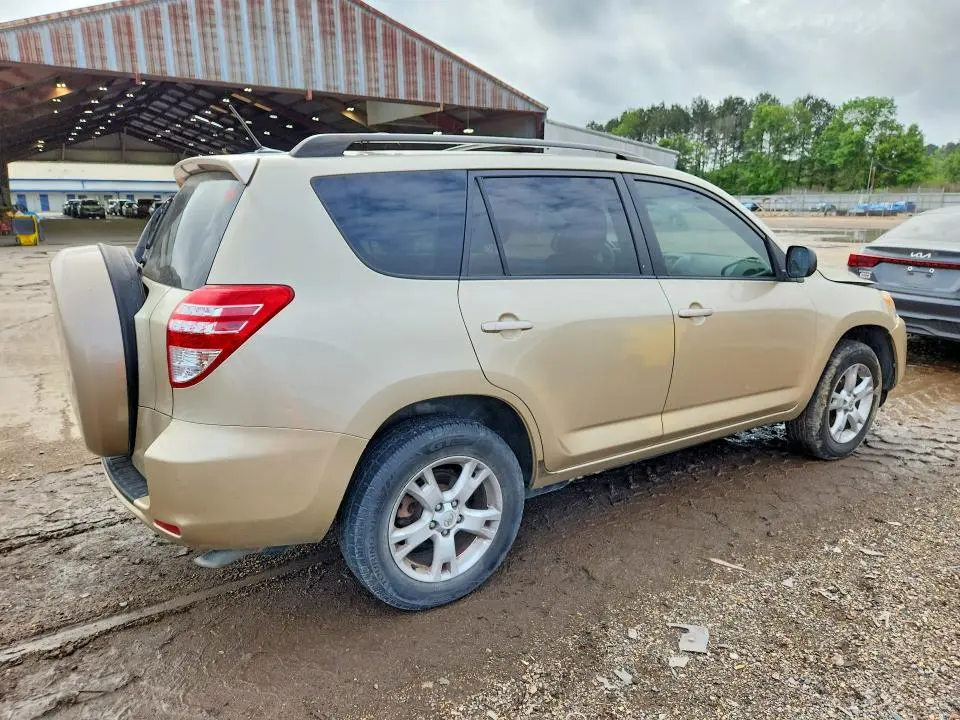 2011 TOYOTA RAV4 BASE  