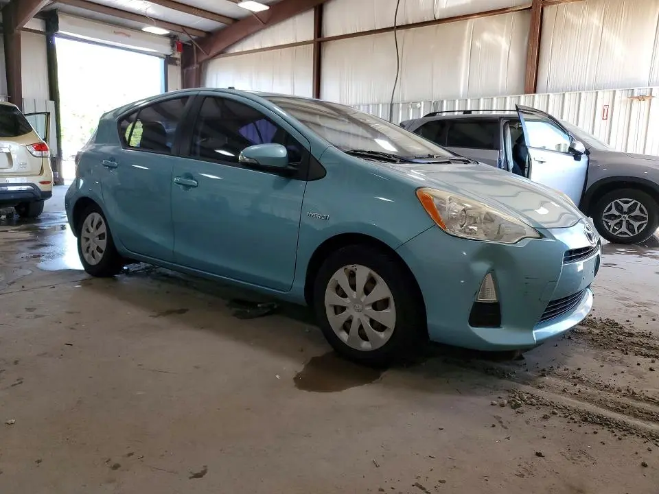 2014 TOYOTA PRIUS C TWO  
