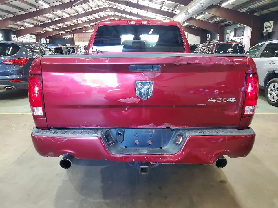 2013 RAM 1500 ST  
