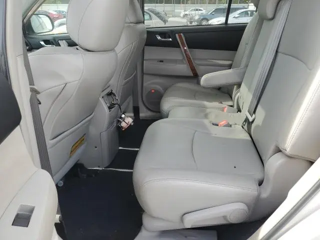 2012 TOYOTA HIGHLANDER LIMITED  