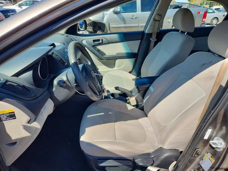 2010 KIA FORTE EX  