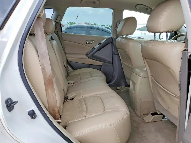 2012 NISSAN MURANO S  