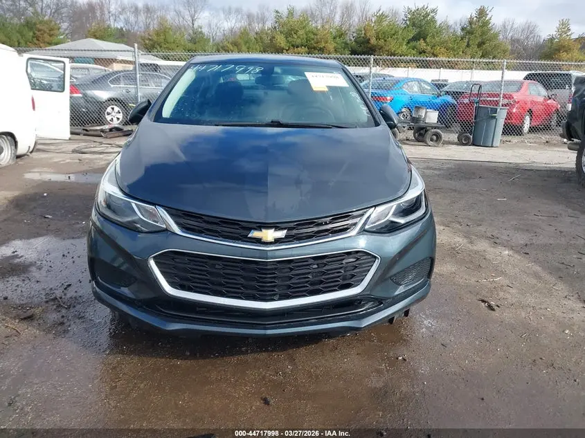 2018 CHEVROLET CRUZE LT AUTO