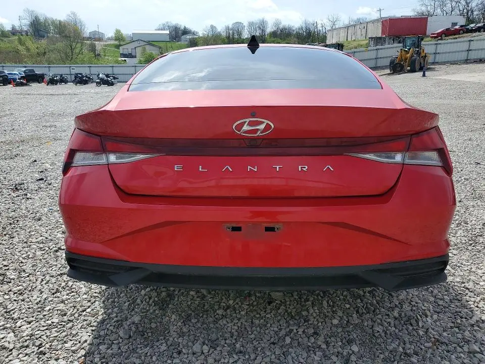 2021 HYUNDAI ELANTRA SEL  