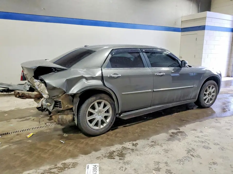 2010 CHRYSLER 300 TOURING  