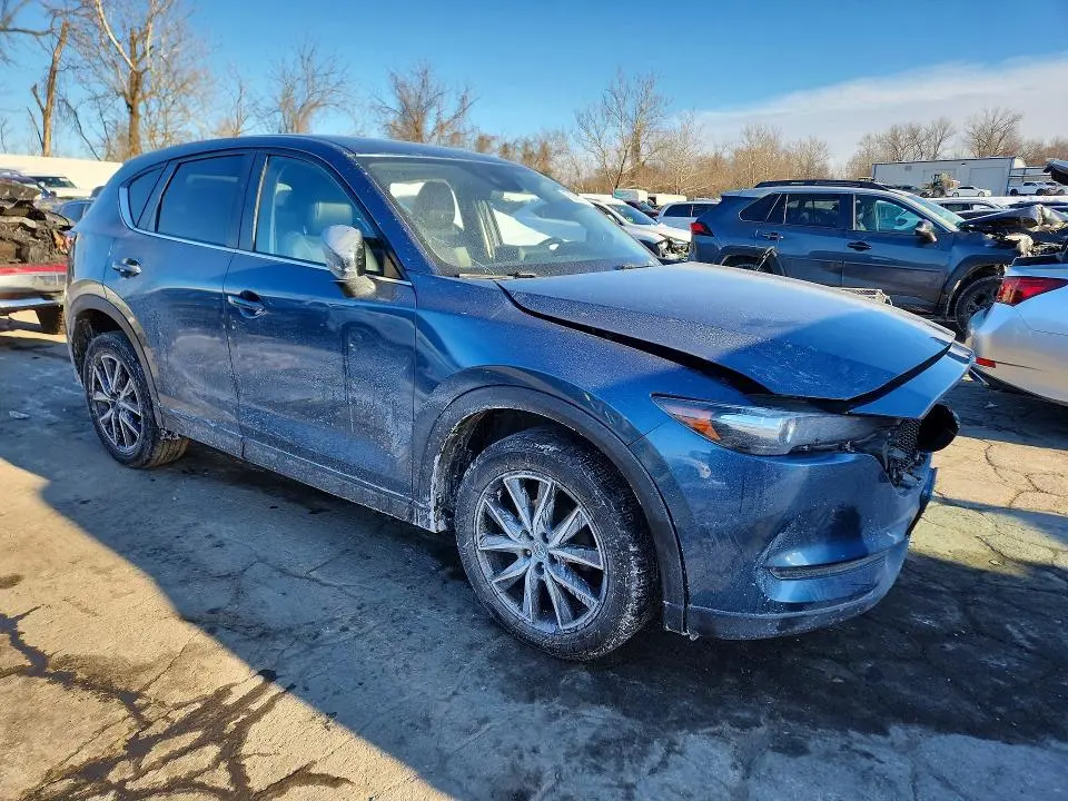 2018 MAZDA CX-5 TOURING  