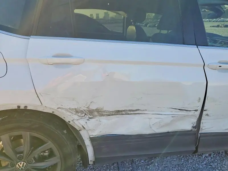 2022 VOLKSWAGEN TIGUAN SE  