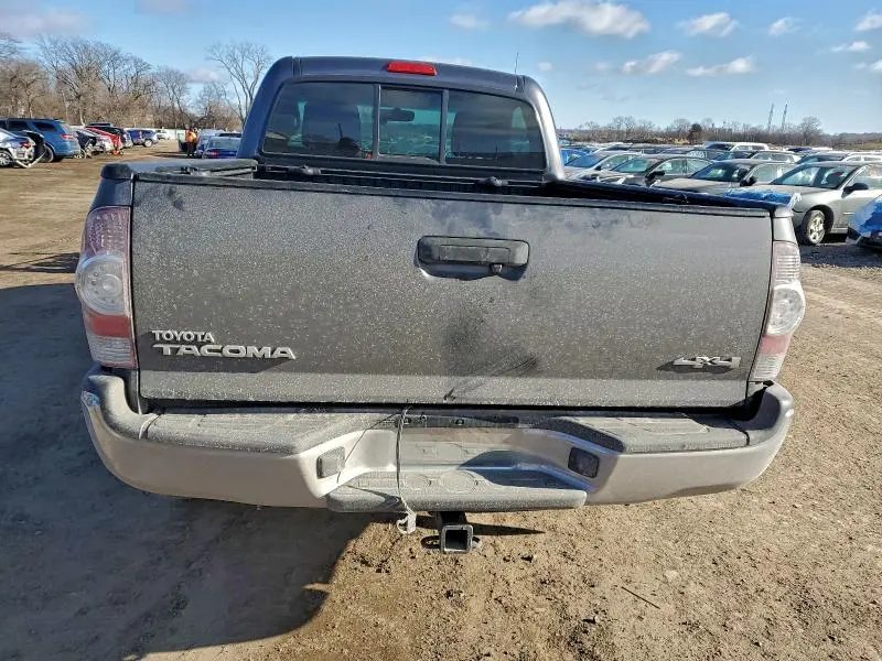 2011 TOYOTA TACOMA   