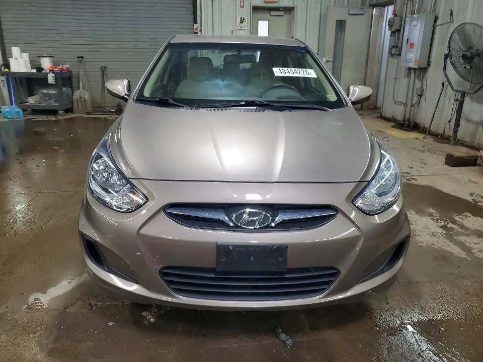 2013 HYUNDAI ACCENT GLS  