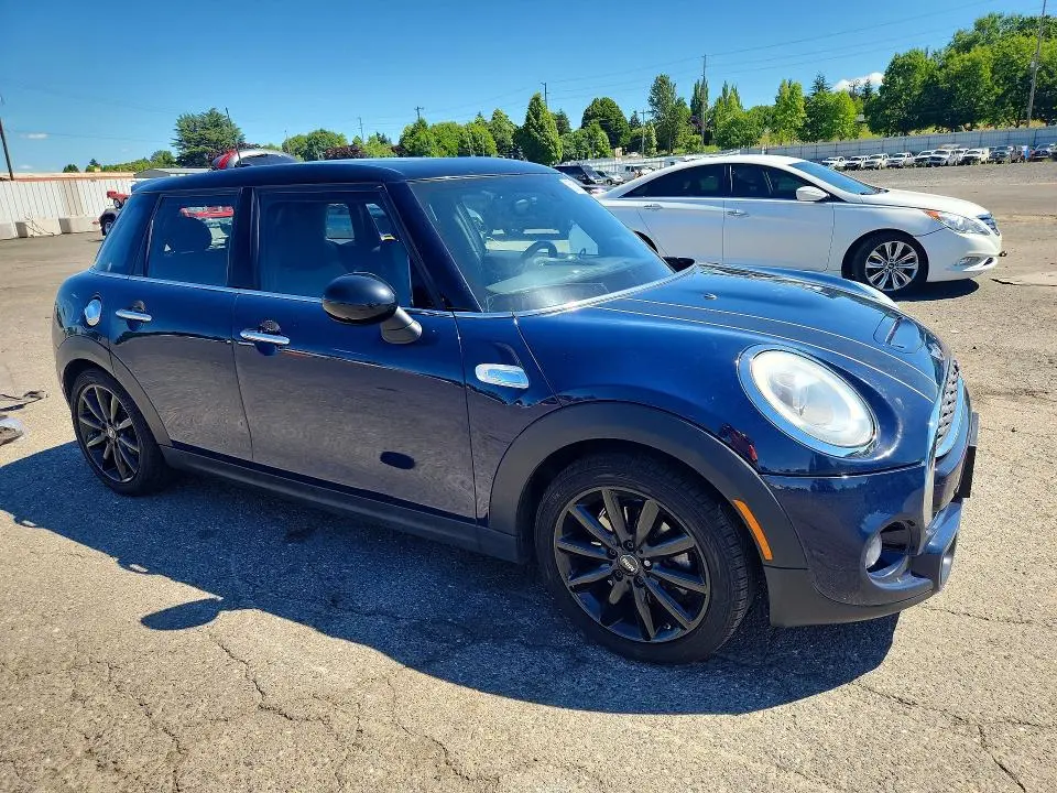 2015 MINI COOPER S  