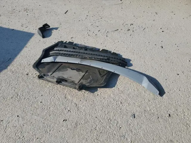 2013 VOLKSWAGEN PASSAT S  