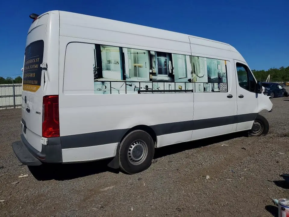 2021 MERCEDES-BENZ SPRINTER 2500  