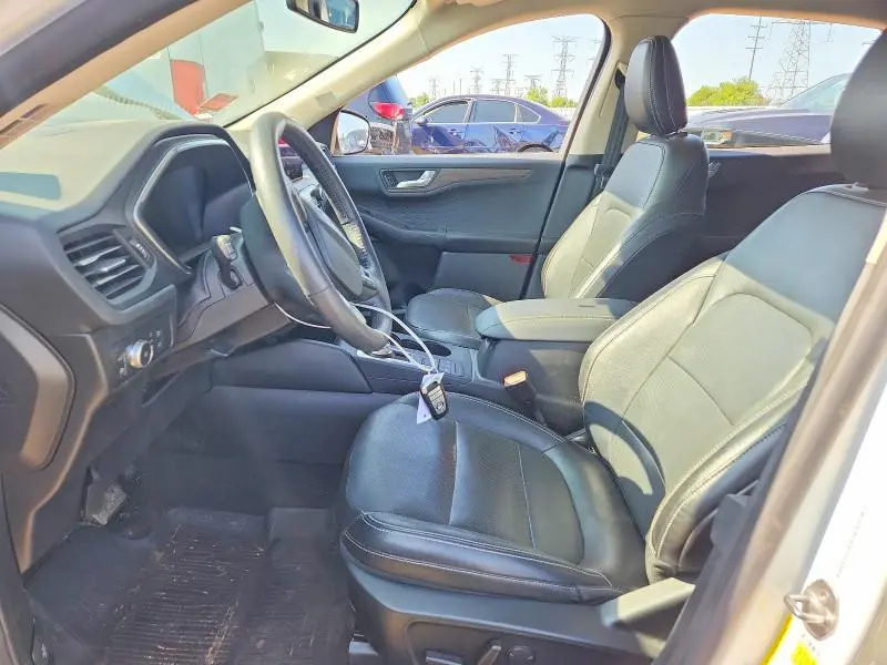 2020 FORD ESCAPE TITANIUM  