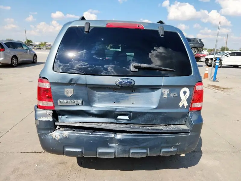 2010 FORD ESCAPE XLT  