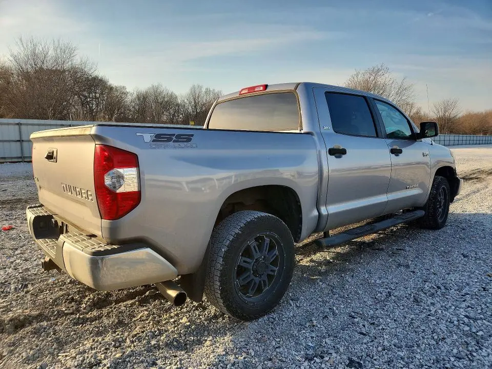 2014 TOYOTA TUNDRA SR5  