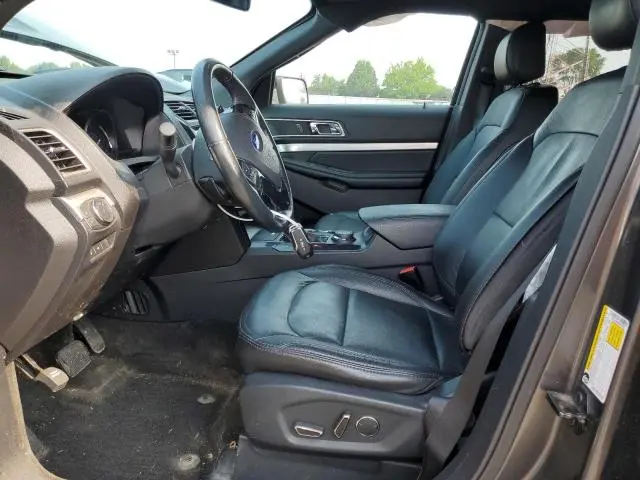 2017 FORD EXPLORER XLT  