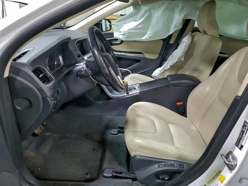 2017 VOLVO S60 PREMIER  