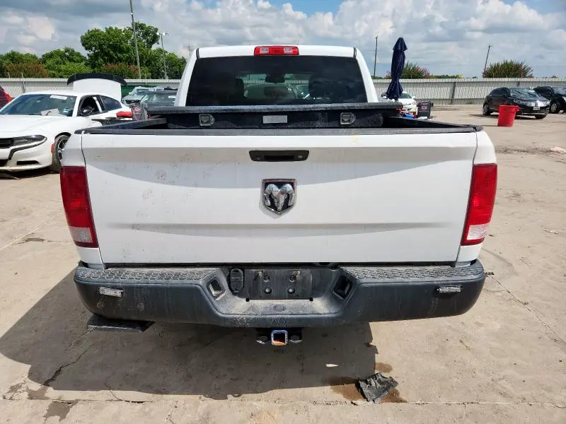 2016 RAM 1500 ST  