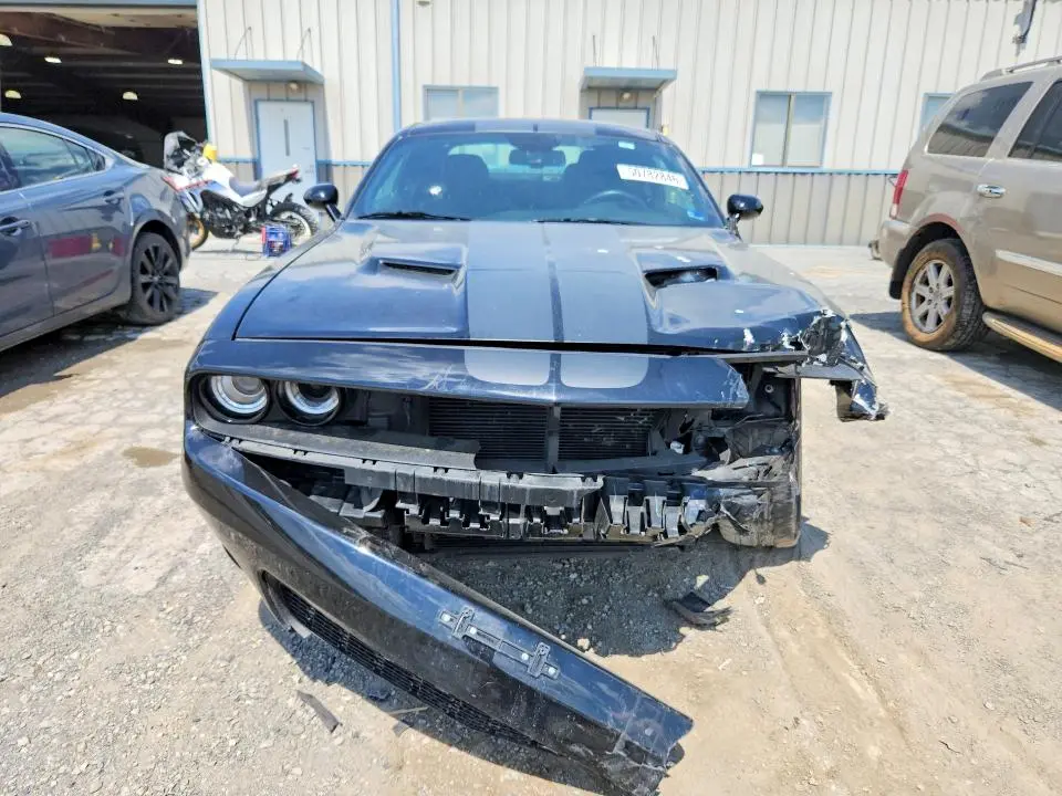 2017 DODGE CHALLENGER R  