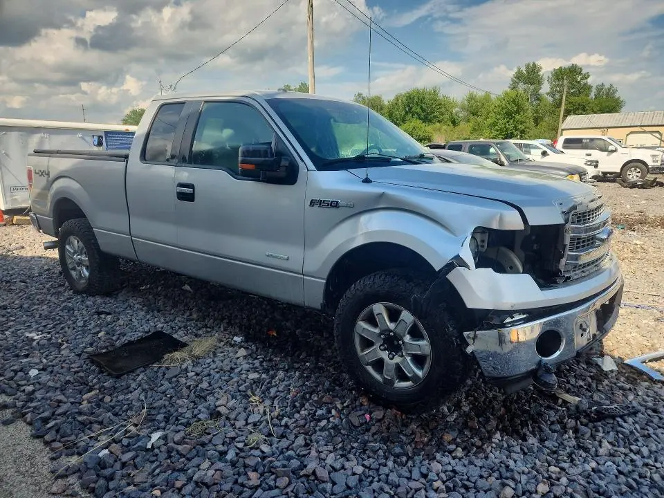 2013 FORD F150 SUPER CAB  