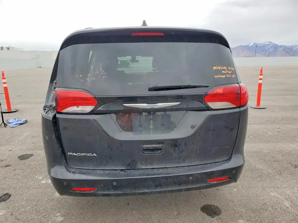 2018 CHRYSLER PACIFICA TOURING  