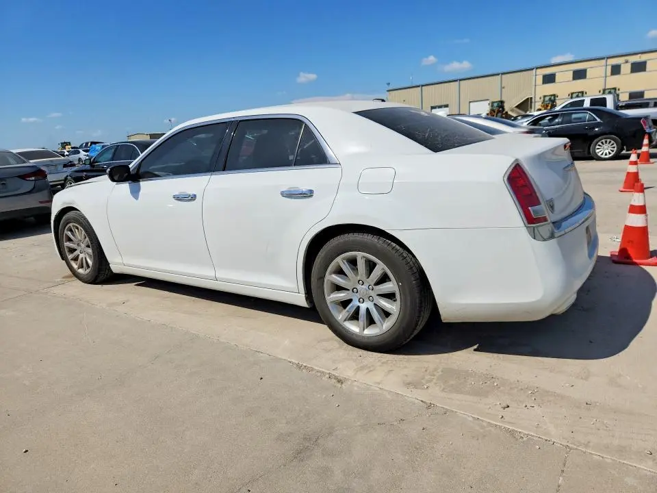 2012 CHRYSLER 300 LIMITED  