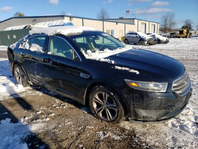 2016 FORD TAURUS SE