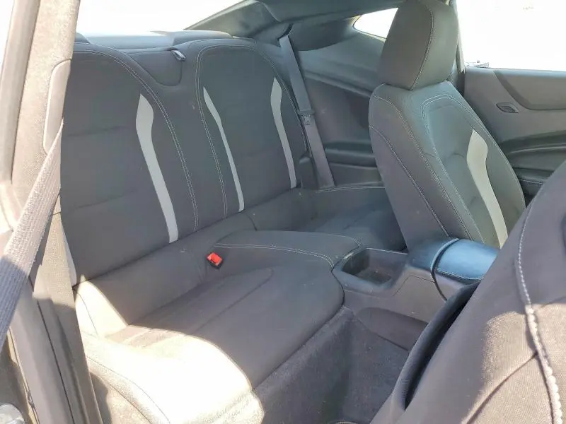 2018 CHEVROLET CAMARO LT  