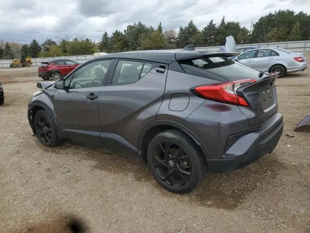 2022 TOYOTA C-HR XLE  