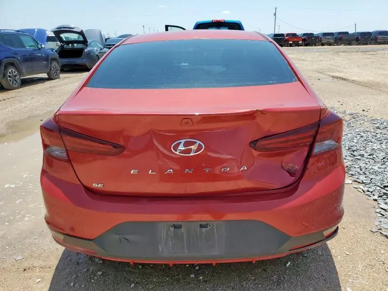 2019 HYUNDAI ELANTRA SE  