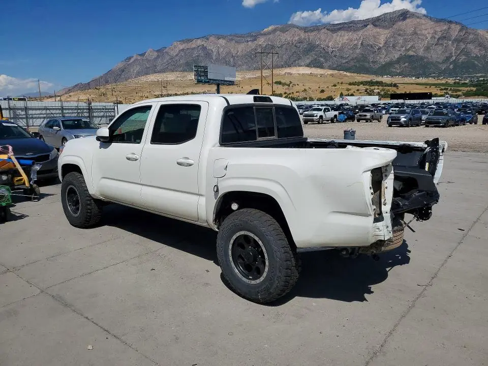 2022 TOYOTA TACOMA SR V6  