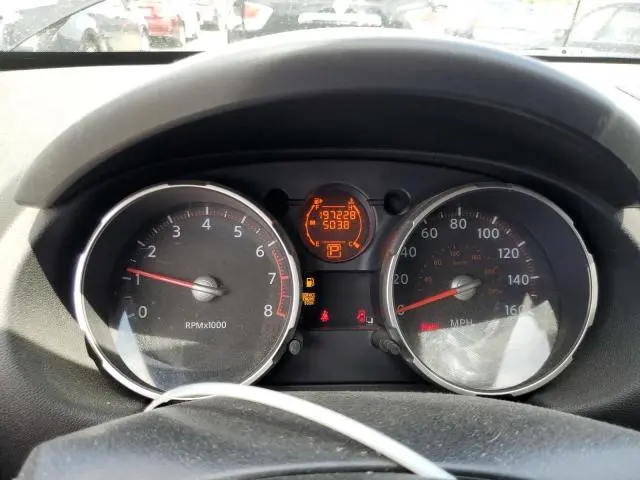 2010 NISSAN ROGUE S  