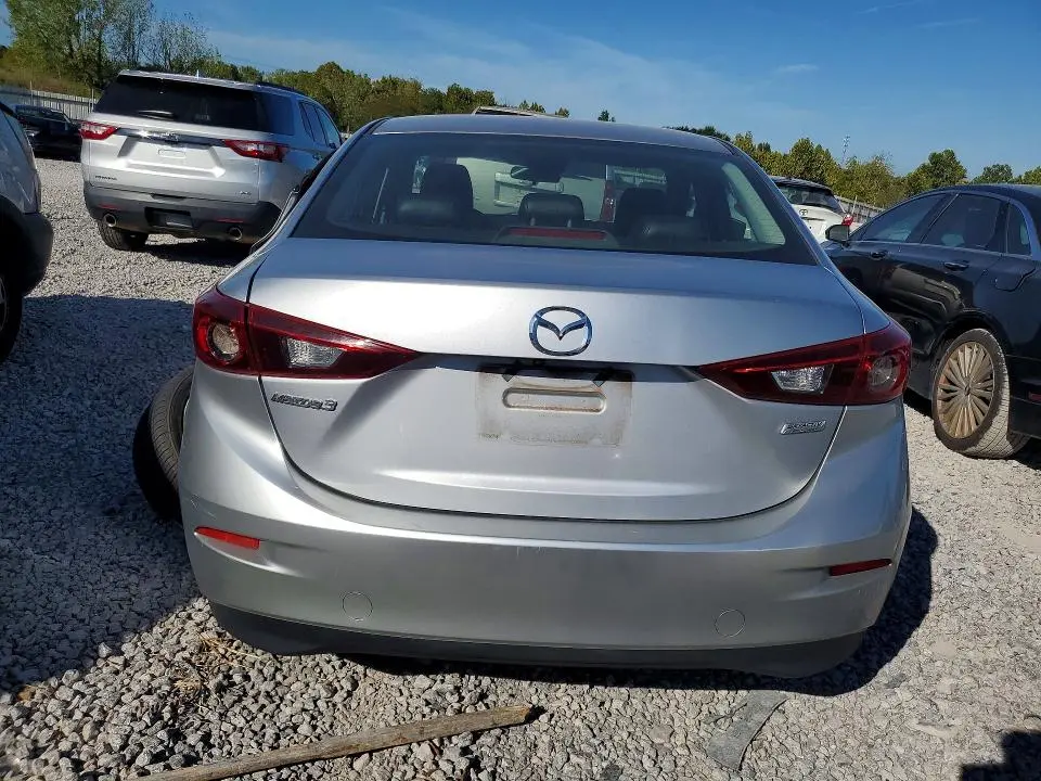 2017 MAZDA 3 TOURING  