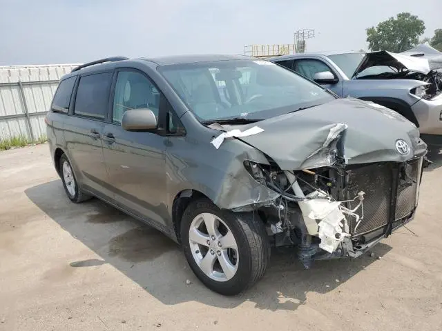 2014 TOYOTA SIENNA LE  
