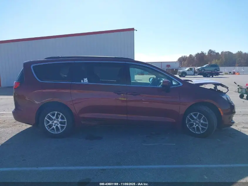 2020 CHRYSLER VOYAGER LXI