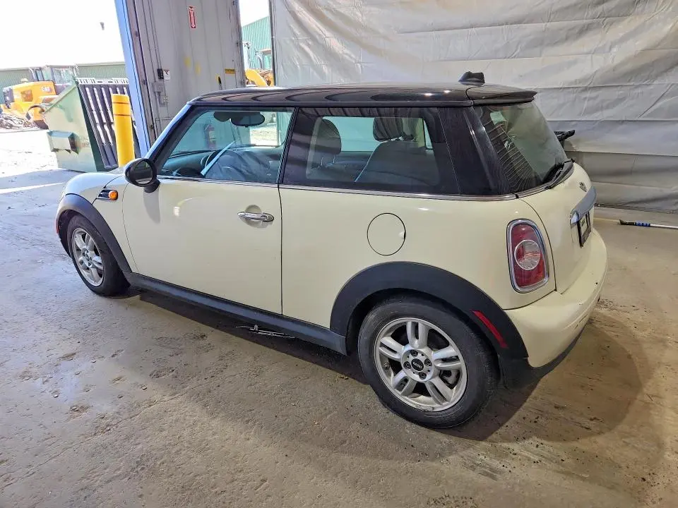 2013 MINI COOPER   