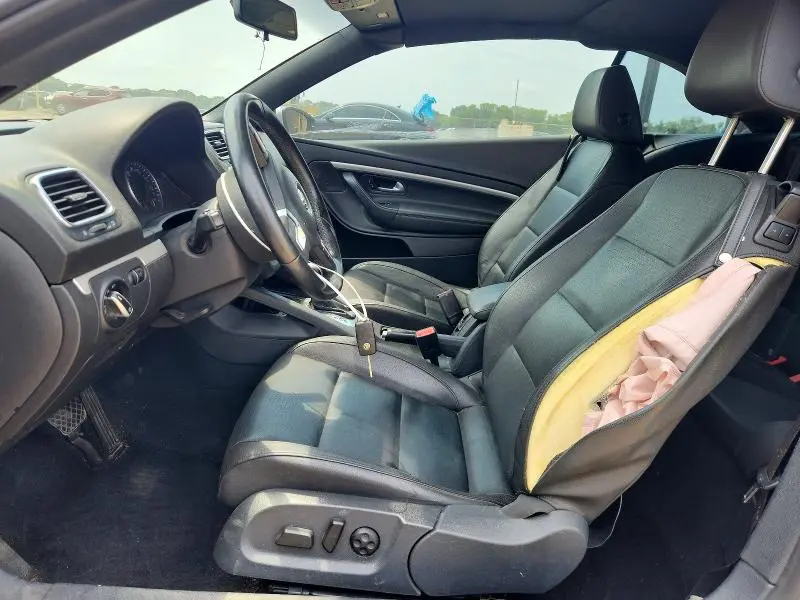 2015 VOLKSWAGEN EOS KOMFORT  