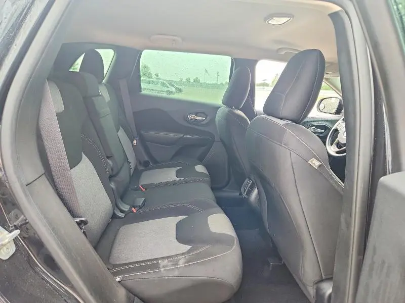 2014 JEEP CHEROKEE SPORT  