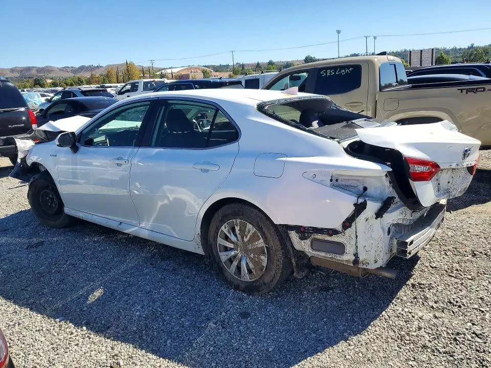 2020 TOYOTA CAMRY LE  