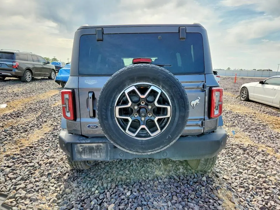 2023 FORD BRONCO BASE  