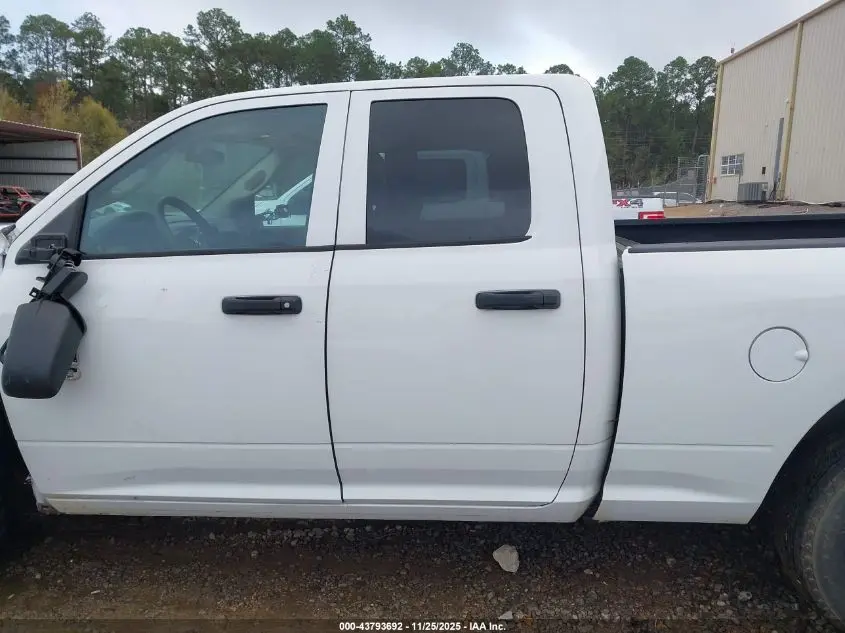 2017 RAM 1500 TRADESMAN  4X2 6'4 BOX